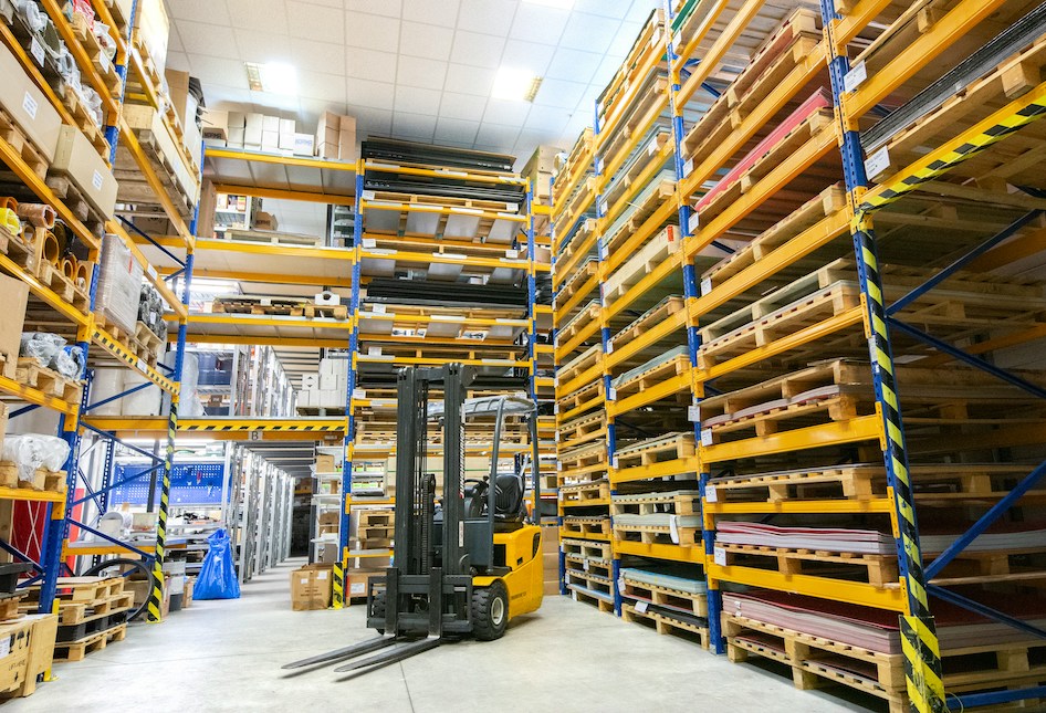 Top Large Material Handling Tools for Your Facility